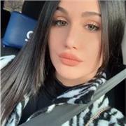 sono una ragazza di 16 anni e sono disposta ad aiutare i bambini delle elementari